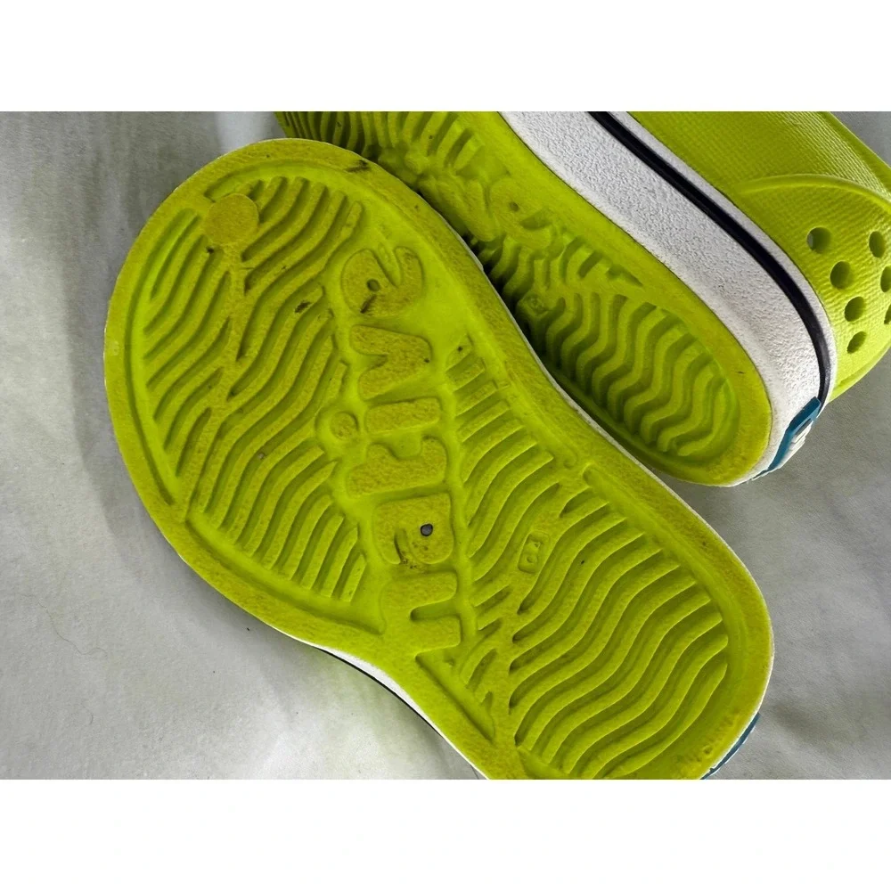 Native‎ Kids Shoes Miles Slip-On sneakers in Grasshopper Green/Shell White C4